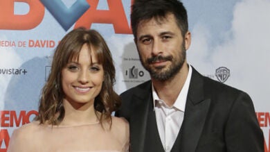 Ya se conocían antes de 'Los hombres de Paco': La asombrosa historia del primer encuentro entre Hugo Silva y Michelle Jenner años antes de ser Lucas y Sara