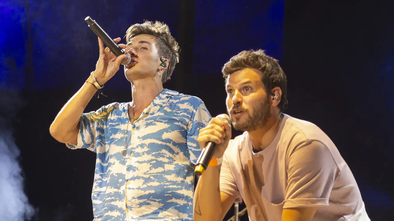 Dvicio invita al escenario de Starlite Catalana Occidente a Willy Bárcenas de Taburete para un cierre apoteósico que emociona a los asistentes