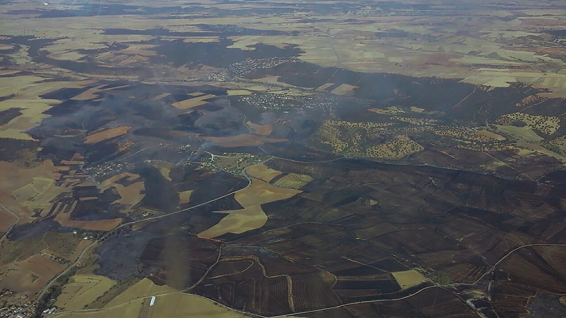 Controlado el incendio de El Casar, que ha arrasado más de mil hectáreas entre Madrid y Guadalajara Controlado el incendio de El Casar, que ha arrasado más de mil hectáreas entre Madrid y Guadalajara