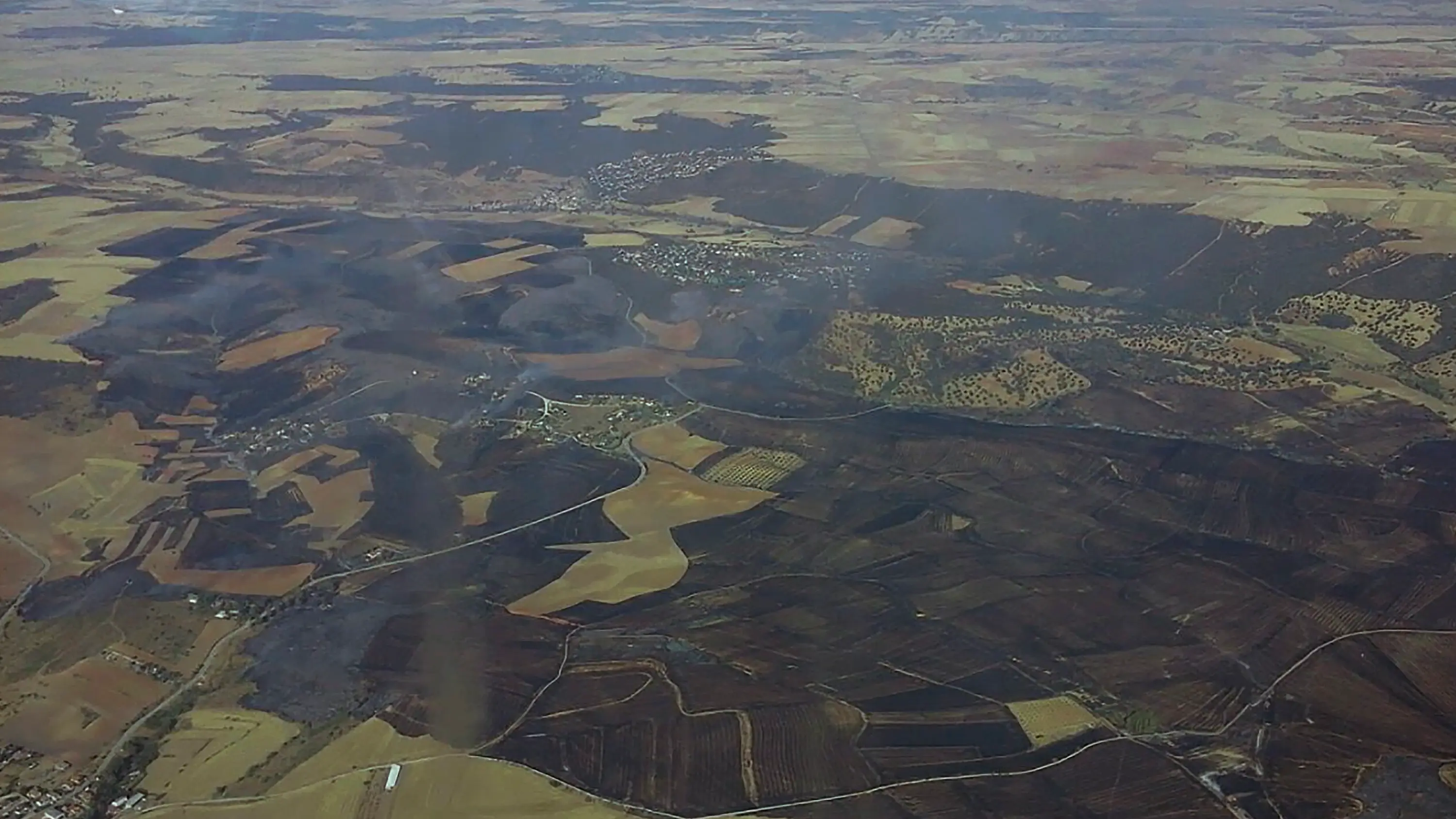 Controlado el incendio de El Casar, que ha arrasado más de mil hectáreas entre Madrid y Guadalajara Controlado el incendio de El Casar, que ha arrasado más de mil hectáreas entre Madrid y Guadalajara