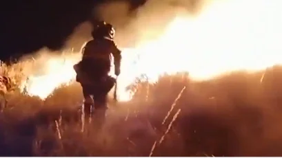 El incendio en Olvera (Cádiz) sigue activo,pero con una evolución favorable El incendio en Olvera (Cádiz) sigue activo,pero con una evolución favorable