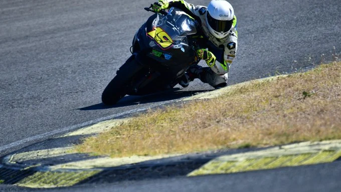 Expulsan del circuito del Mundial de Supersport a un equipo por incumplir las normas contra el coronavirus: "Pusieron un catering" Expulsan del circuito del Mundial de Supersport a un equipo por incumplir las normas contra el coronavirus: "Pusieron un catering"