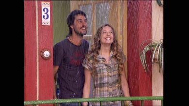 Así recuerdan los guionistas de 'Los hombres de Paco' el fenómeno de la historia de amor entre Sara y Lucas
