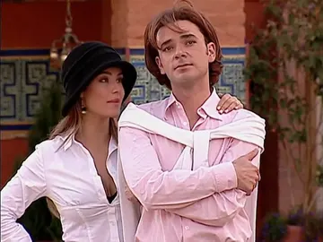 Sebastián Boscán y Ana Lucía Domínguez como Leandro y Ruth en 'Pasión de Gavilanes' Sebastián Boscán y Ana Lucía Domínguez como Leandro y Ruth en 'Pasión de Gavilanes'