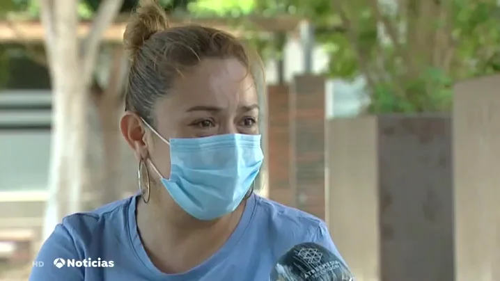 La hermana del jornalero fallecido en Lorca: "Horrible, horrible, le humillaban" La hermana del jornalero fallecido en Lorca: "Horrible, horrible, le humillaban"