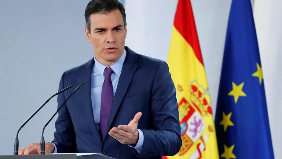 Pedro Sánchez, sobre la marcha de Juan Carlos I: "La Casa Real ha marcado distancias frente a supuestas conductas irregulares" Pedro Sánchez, sobre la marcha de Juan Carlos I: "La Casa Real ha marcado distancias frente a supuestas conductas irregulares"