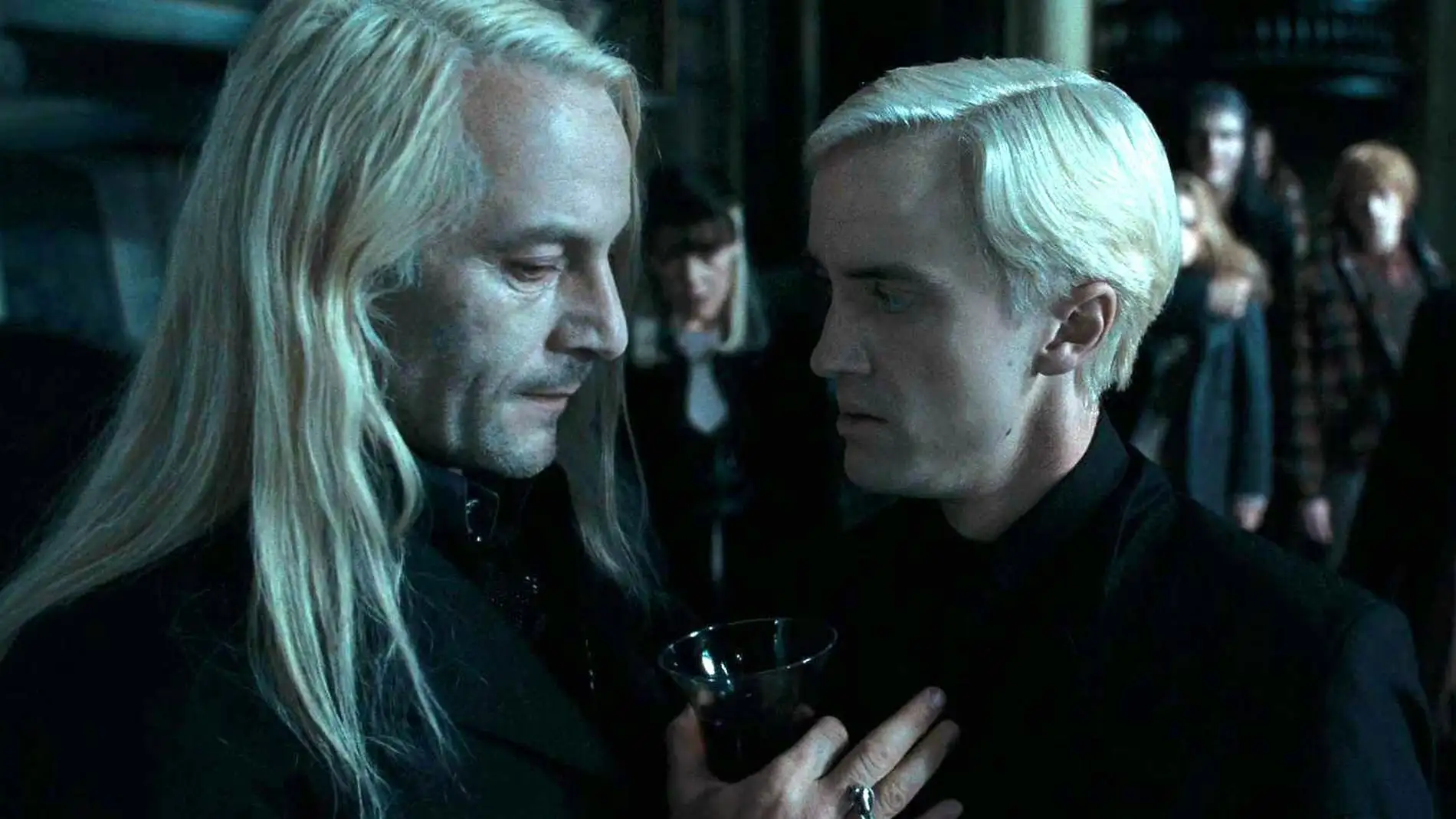 Jason Isaacs y Tom Felton como Lucius y Draco Malfoy en 'Harry Potter'