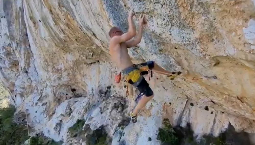 Las falanges de acero de los hermanos Iker y Eneko Pou en las rocas verticales de Mallorca