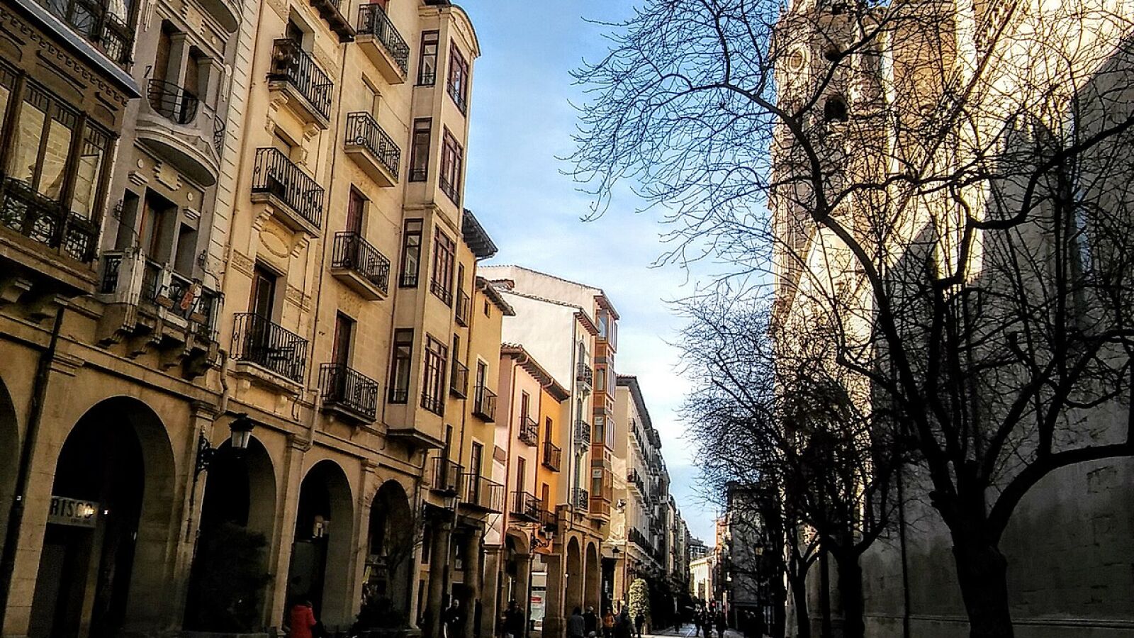 La Rioja, tercera región con mayor incidencia por coronavirus, confina Logroño