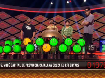 Una palabra catalana provoca las risas entre ‘Los dispersos’ en la bomba final Una palabra catalana provoca las risas entre ‘Los dispersos’ en la bomba final