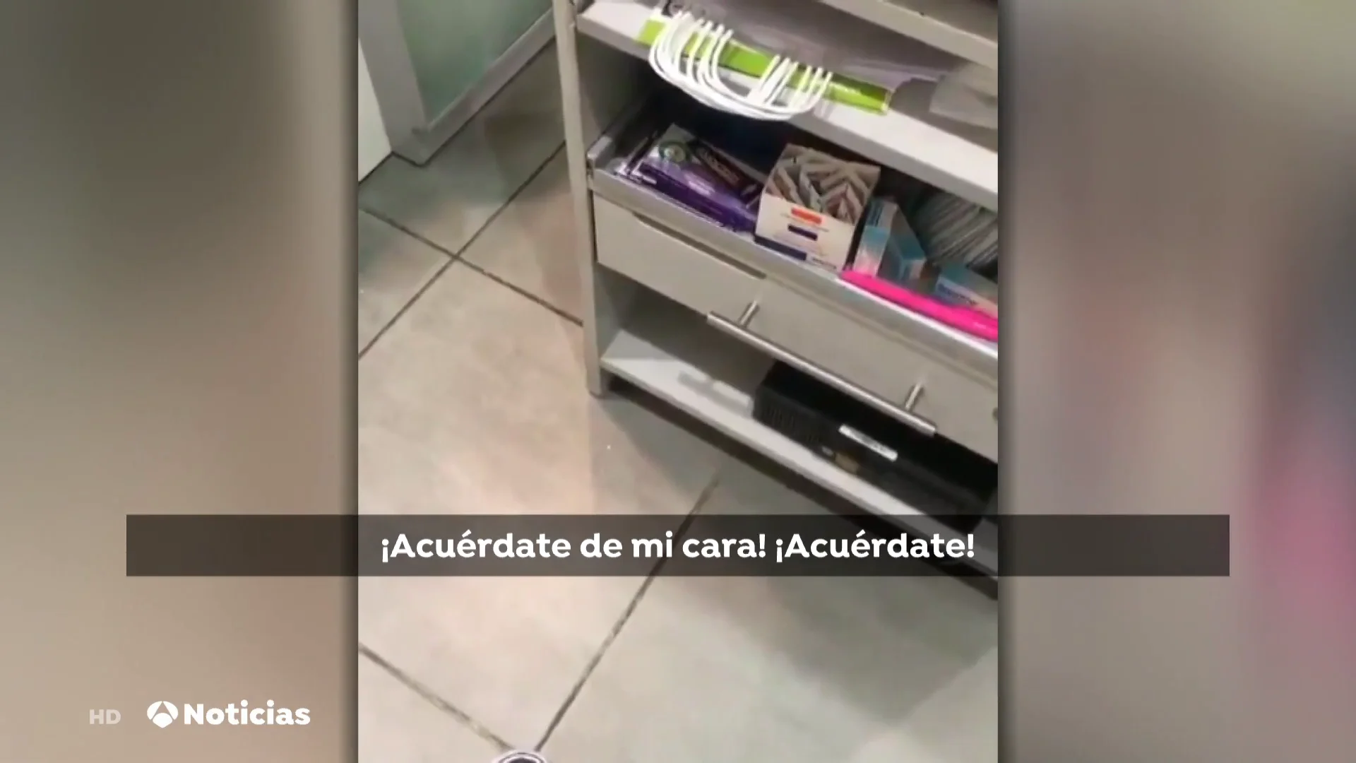 Aumentan las amenazas a farmac&eacute;uticos: "Como le pase algo a mi madre... &iexcl;acu&eacute;rdate de mi cara"