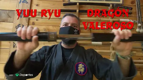 Antena 3 Deportes entrevista a 'Dragón Valeroso', el ninja español: "Siempre hay que evitar la violencia" Antena 3 Deportes entrevista a 'Dragón Valeroso', el ninja español: "Siempre hay que evitar la violencia"