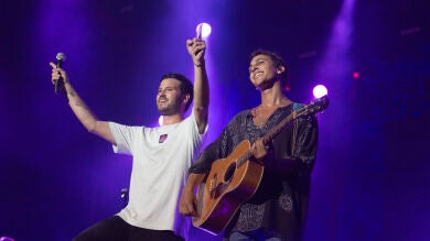 Starlite Catalana Occidente vuelve a caer rendido ante el pop canalla de Taburete