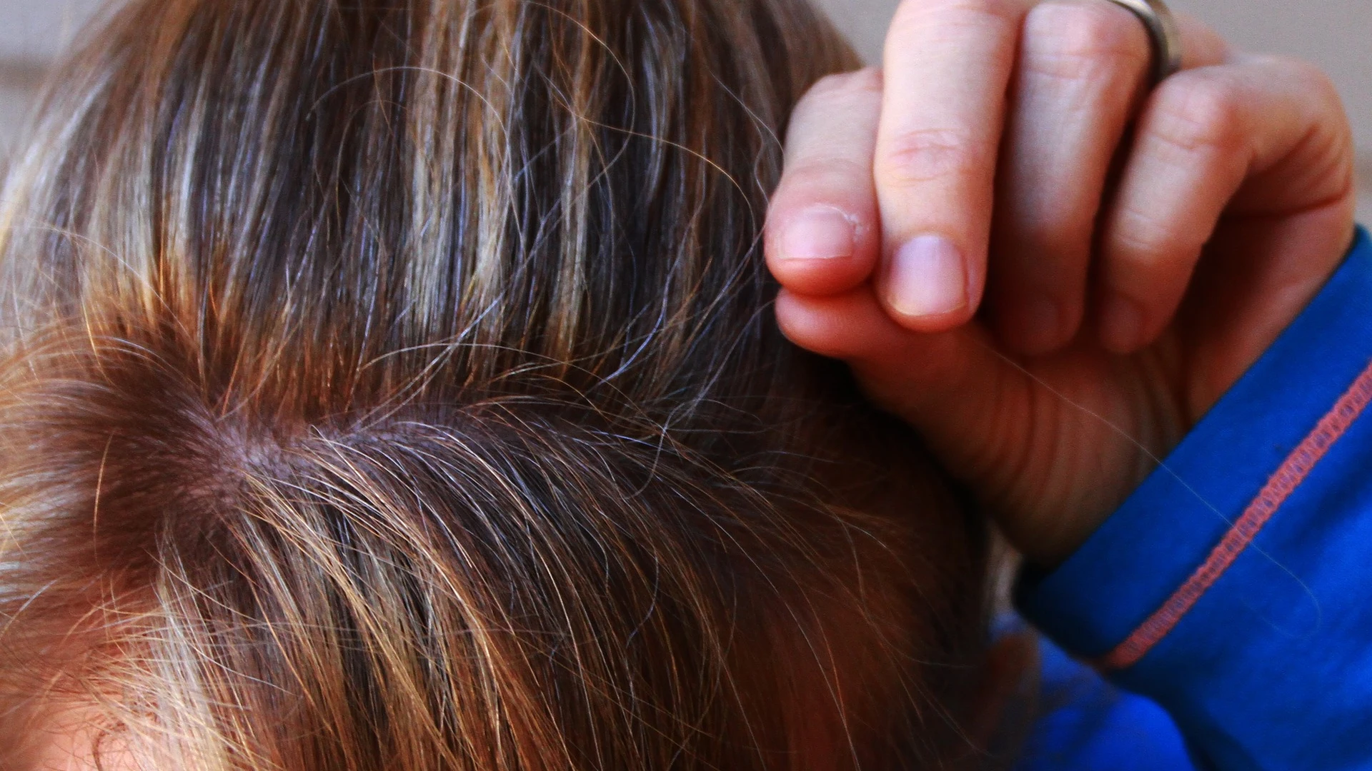 Primeras canas en el pelo Primeras canas en el pelo