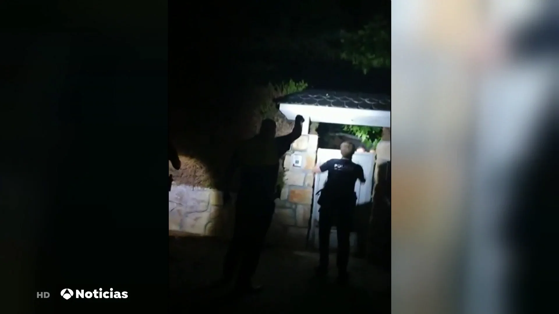 Policías y guardias civiles piden "una nueva legislación" contra los okupas: "No podemos hacer más" Policías y guardias civiles piden "una nueva legislación" contra los okupas: "No podemos hacer más"