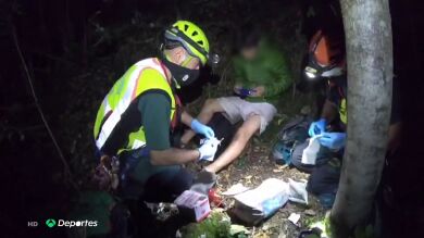 El complicado rescate de 12 horas de la Guardia Civil a tres senderistas en Cantabria: 