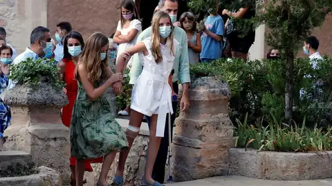 La infanta Sofia reaparece con muletas en Baleares Infanta Sofía