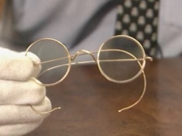 Subastan las gafas de Gandhi