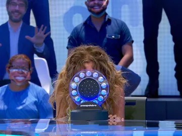 Lara Dibildos ‘desaparece’ antes de jugar a la ‘La Pista’: “¡No me gusta!” Lara Dibildos ‘desaparece’ antes de jugar a la ‘La Pista’: “¡No me gusta!”