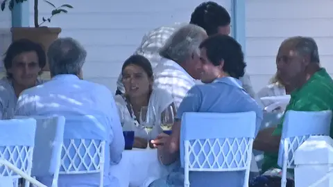 Cayetana Rivera, junto a su familia Cayetana Rivera, junto a su familia