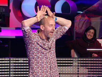 ¿De dónde nace el dicho 'aplaudir con las orejas'?: La curiosa explicación de un concursante de '¡Ahora caigo!' ¿De dónde nace el dicho 'aplaudir con las orejas'?: La curiosa explicación de un concursante de '¡Ahora caigo!'