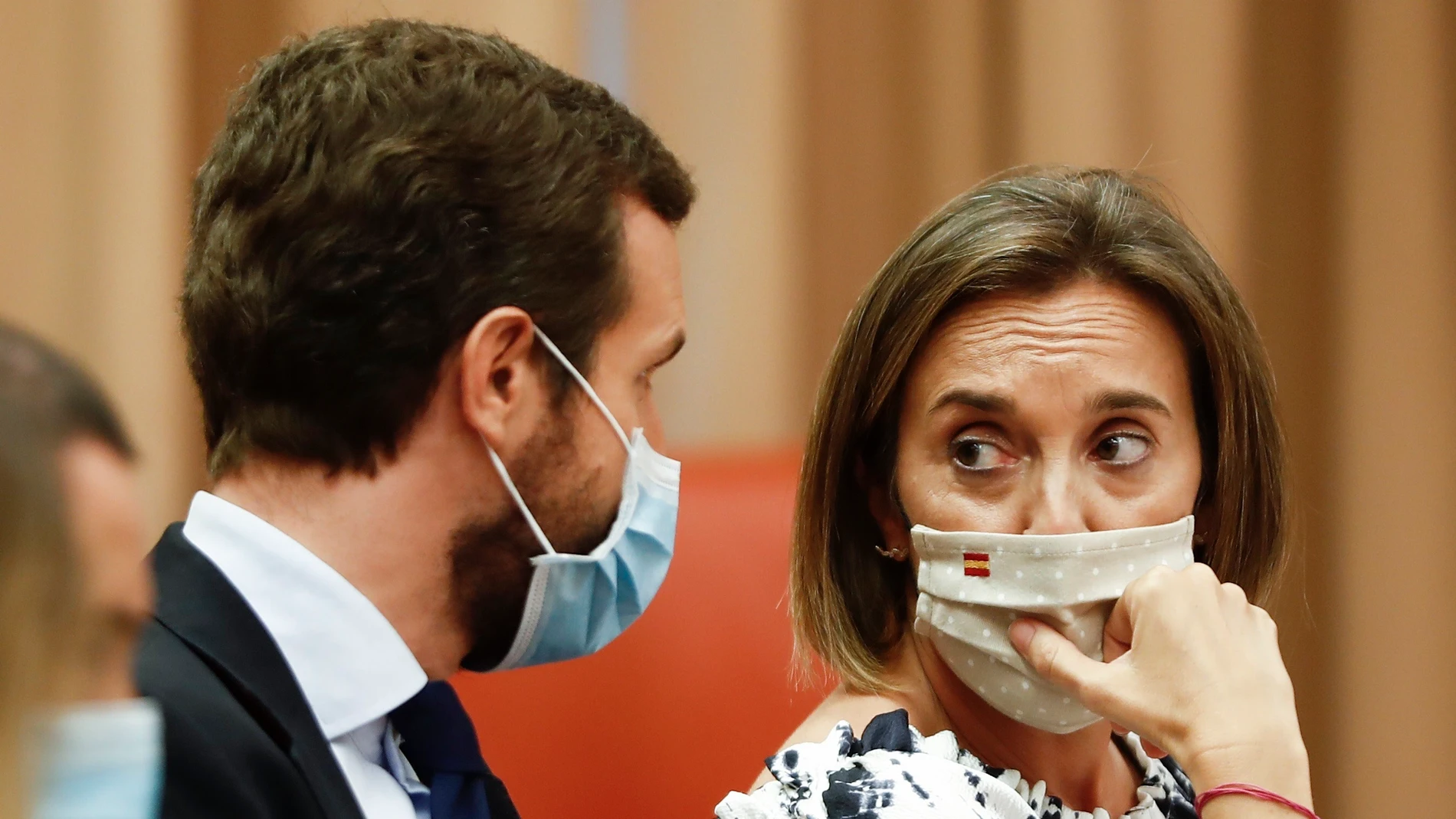 Cuca Gamarra charla con Pablo Casado Cuca Gamarra charla con Pablo Casado