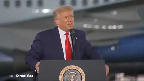 Donald Trump afronta su desventaja en las elecciones atacando a Joe Biden: "No pasa nada por tener 77 años, pero él los lleva mal" Donald Trump afronta su desventaja en las elecciones atacando a Joe Biden: "No pasa nada por tener 77 años, pero él los lleva mal"