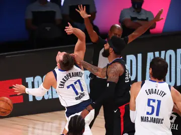 Luka Doncic denuncia el juego sucio de Marcus Morris tras la eliminación de Dallas Mavericks en la NBA Luka Doncic denuncia el juego sucio de Marcus Morris tras la eliminación de Dallas Mavericks en la NBA
