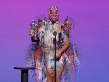 Lady Gaga se lleva cinco galardones en la noche de la MTV