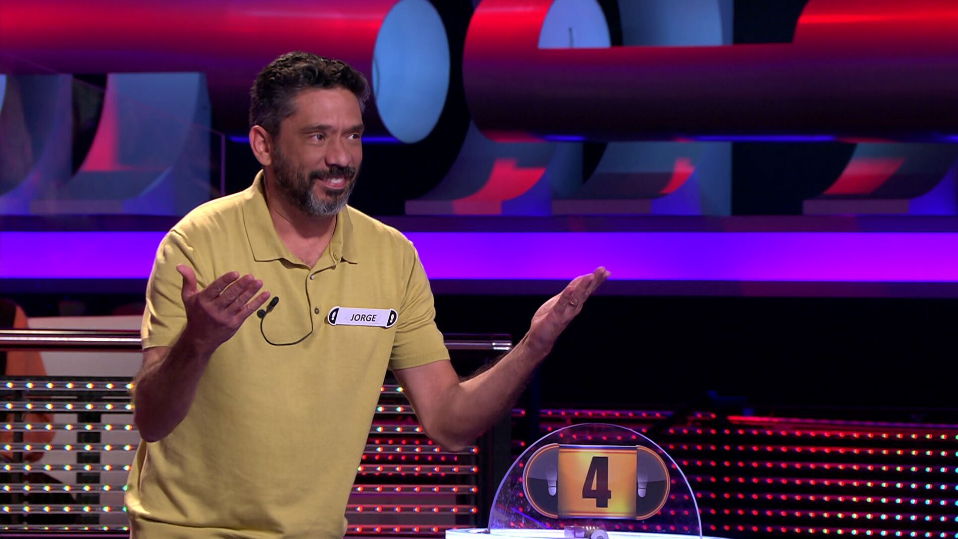 “¿En serio, Jorge?”: El son con el que un concursante venezolano trae “el sabor y la ricura” de la salsa a ‘¡Ahora caigo!’