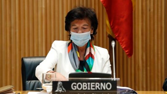 La ministra de Educaci&oacute;n y Formaci&oacute;n Profesional, Isabel Cela&aacute;, comparece ante el Congreso de los Diputados
