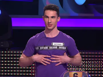 El truco de un concursante ‘fitness’ para presumir de músculos de forma ‘disimulada’ en ‘¡Ahora caigo! El truco de un concursante ‘fitness’ para presumir de músculos de forma ‘disimulada’ en ‘¡Ahora caigo!