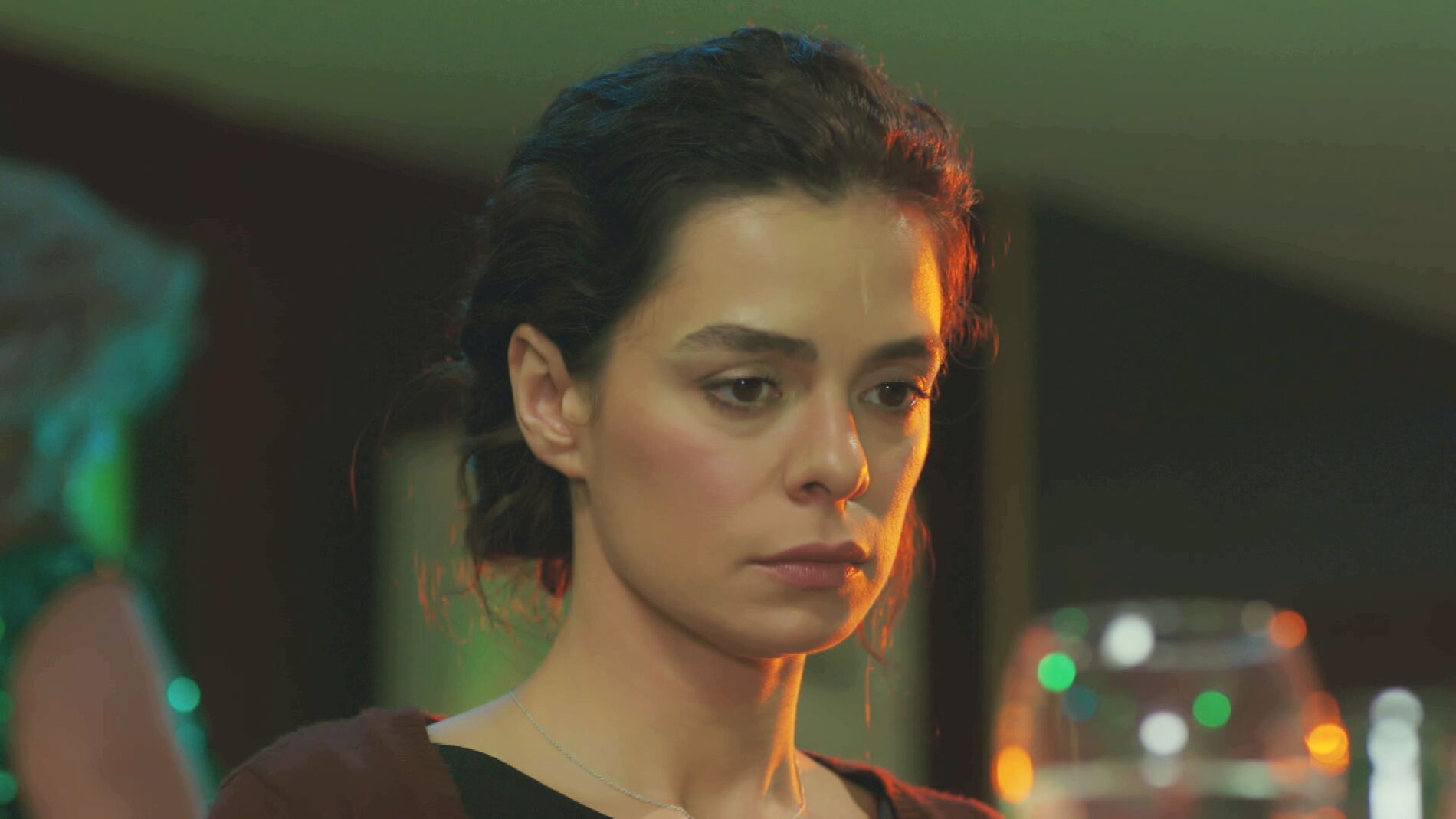 Bahar recibe la sorprendente llamada de la presunta amante de Sarp: &iquest;descubrir&aacute; que es Sirin?