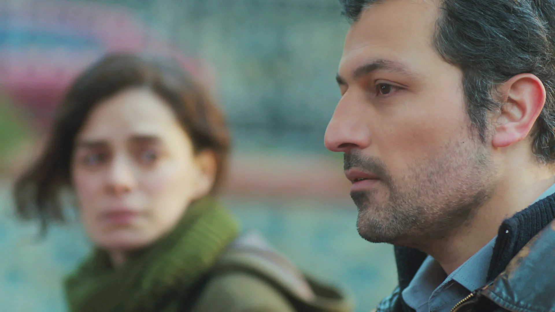 Arif confiesa a Bahar la historia de amor y traición que le rompió el corazón Arif confiesa a Bahar la historia de amor y traición que le rompió el corazón