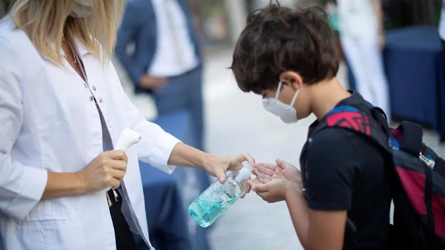 La vuelta al cole más cara, ¿cuánto nos va costar con las medidas anti-coronavirus? La vuelta al cole más cara, ¿cuánto nos va costar con las medidas anti-coronavirus?