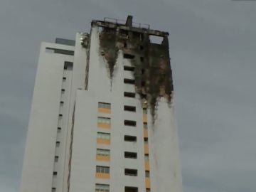 Así ha quedado el edificio incendiado en Madrid 