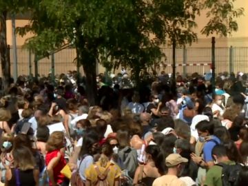 Profesores indignados a por las pruebas a dos días de la vuelta al cole