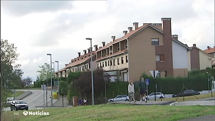Blanca, la mujer desaparecida en León hace 25 años, llevaba una vida normal en Asturias y era conocida como Eva Blanca, la mujer desaparecida en León hace 25 años, llevaba una vida normal en Asturias y era conocida como Eva