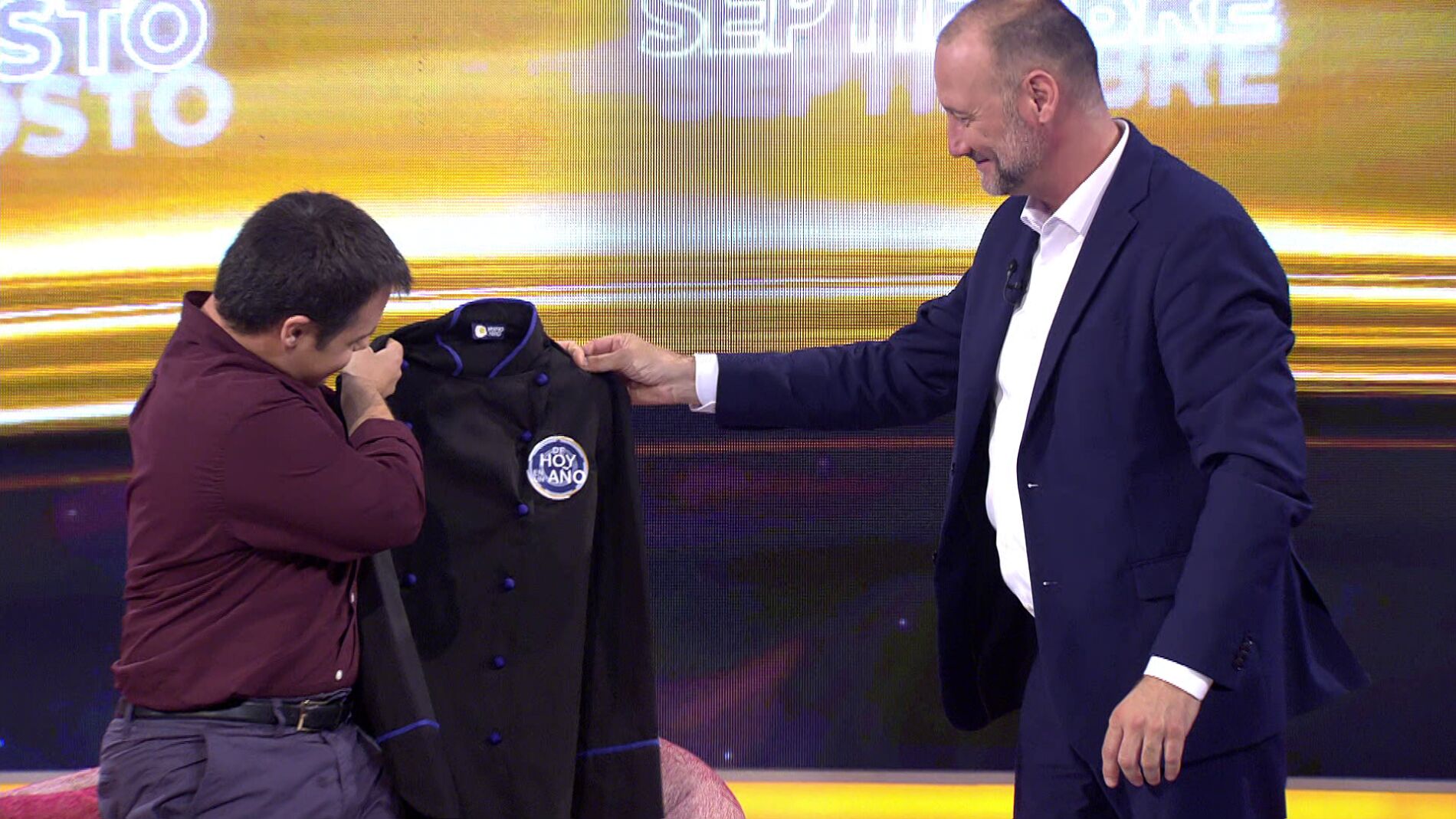 &iexcl;Rub&eacute;n sorprende con una tarta de queso a Pedro Garc&iacute;a!