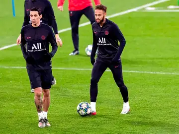 Neymar, uno de los tres positivos por coronavirus del PSG Neymar, uno de los tres positivos por coronavirus del PSG