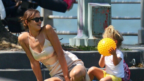 Irina Shayk junto a su hija Lea