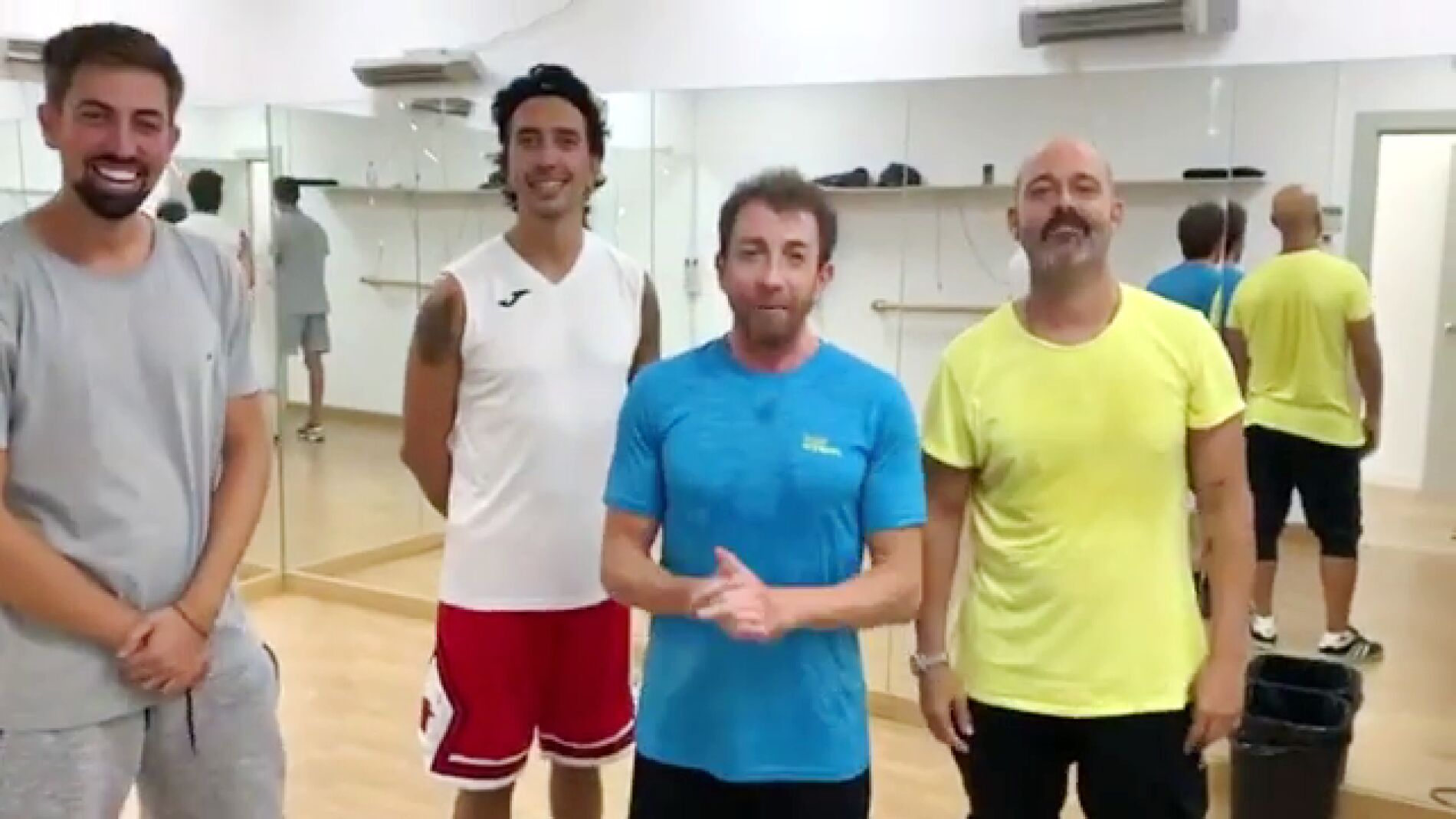 Pablo Motos revela la nueva canci&oacute;n de apertura de 'El Hormiguero 3.0' en un ensayo de la coreograf&iacute;a