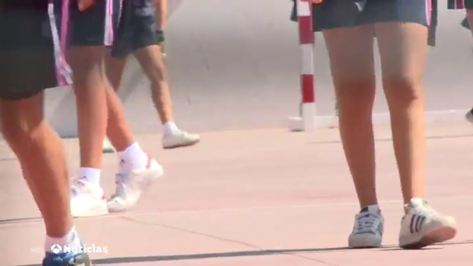 Gemelos y mellizos estarán juntos en la misma clase por primera vez en Madrid por el coronavirus