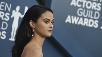 Camila Mendes