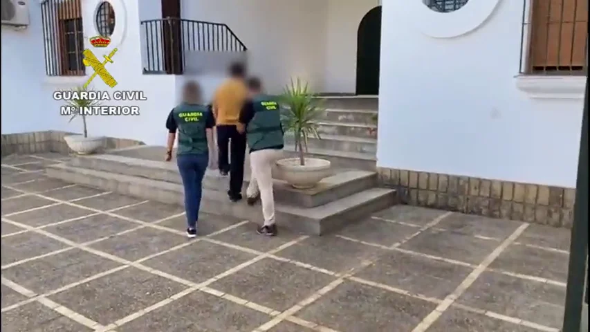 Detenido uno de los implicados en el tiroteo que hiri&oacute; a tres guardia civiles en C&aacute;diz