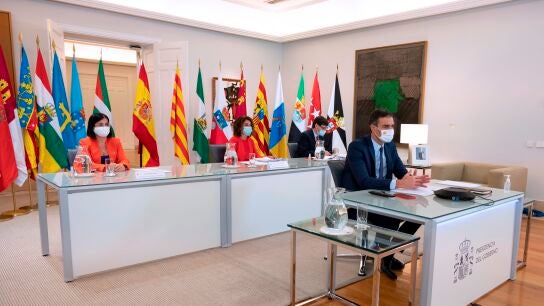 El presidente del Gobierno, Pedro S&aacute;nchez, durante la reuni&oacute;n con la Conferencia de Presidentes Auton&oacute;micos.