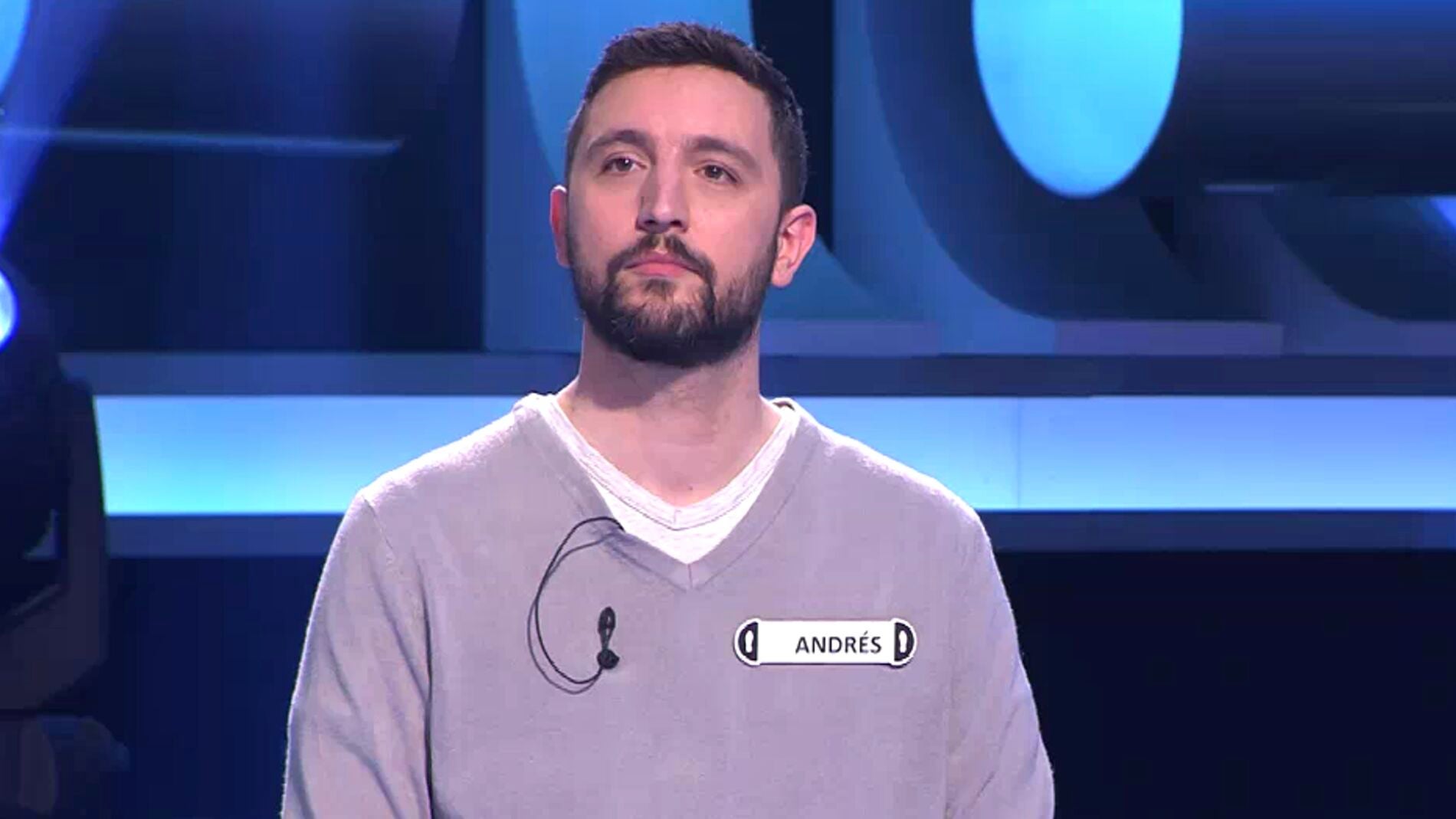 Andr&eacute;s ha sorprendido a todos con un sorprendente sonido para no caer por la trampilla