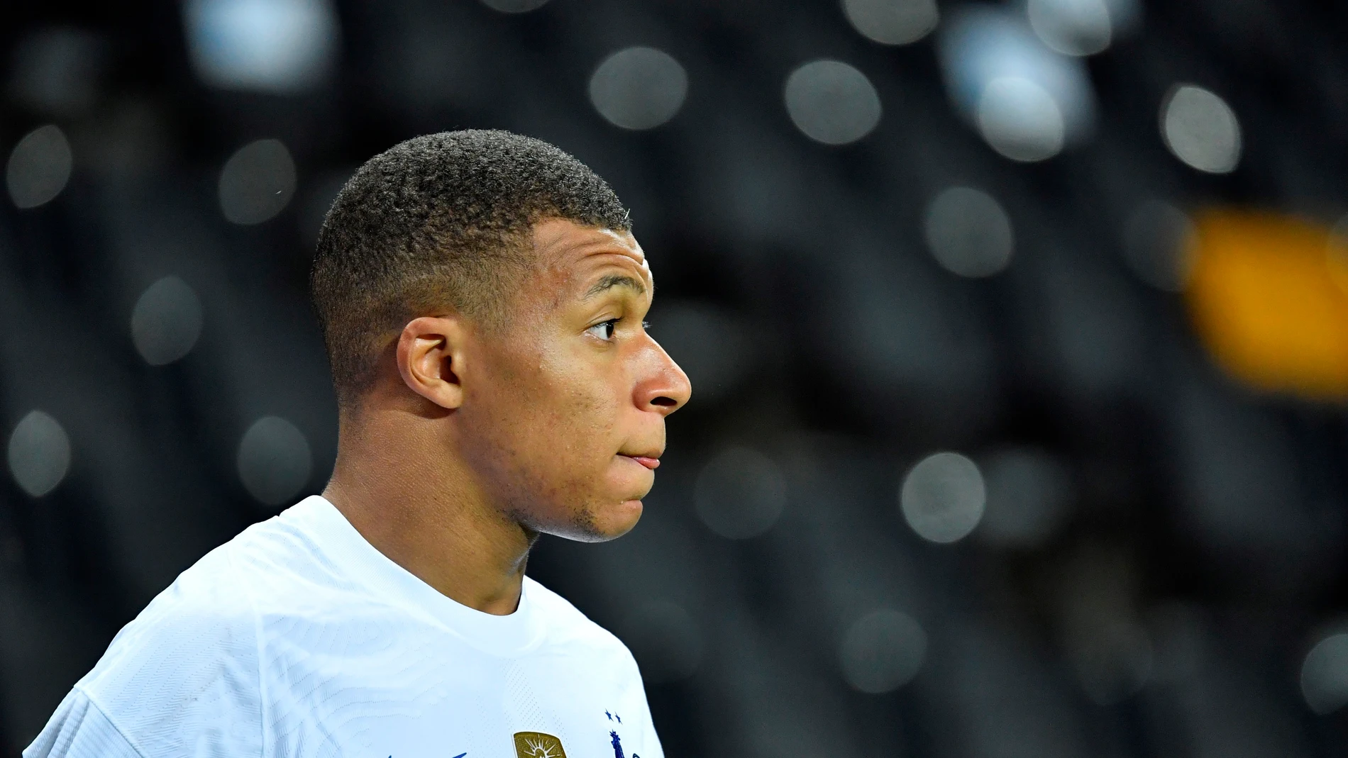 Kylian Mbappé, en un partido con Francia Kylian Mbappé, en un partido con Francia