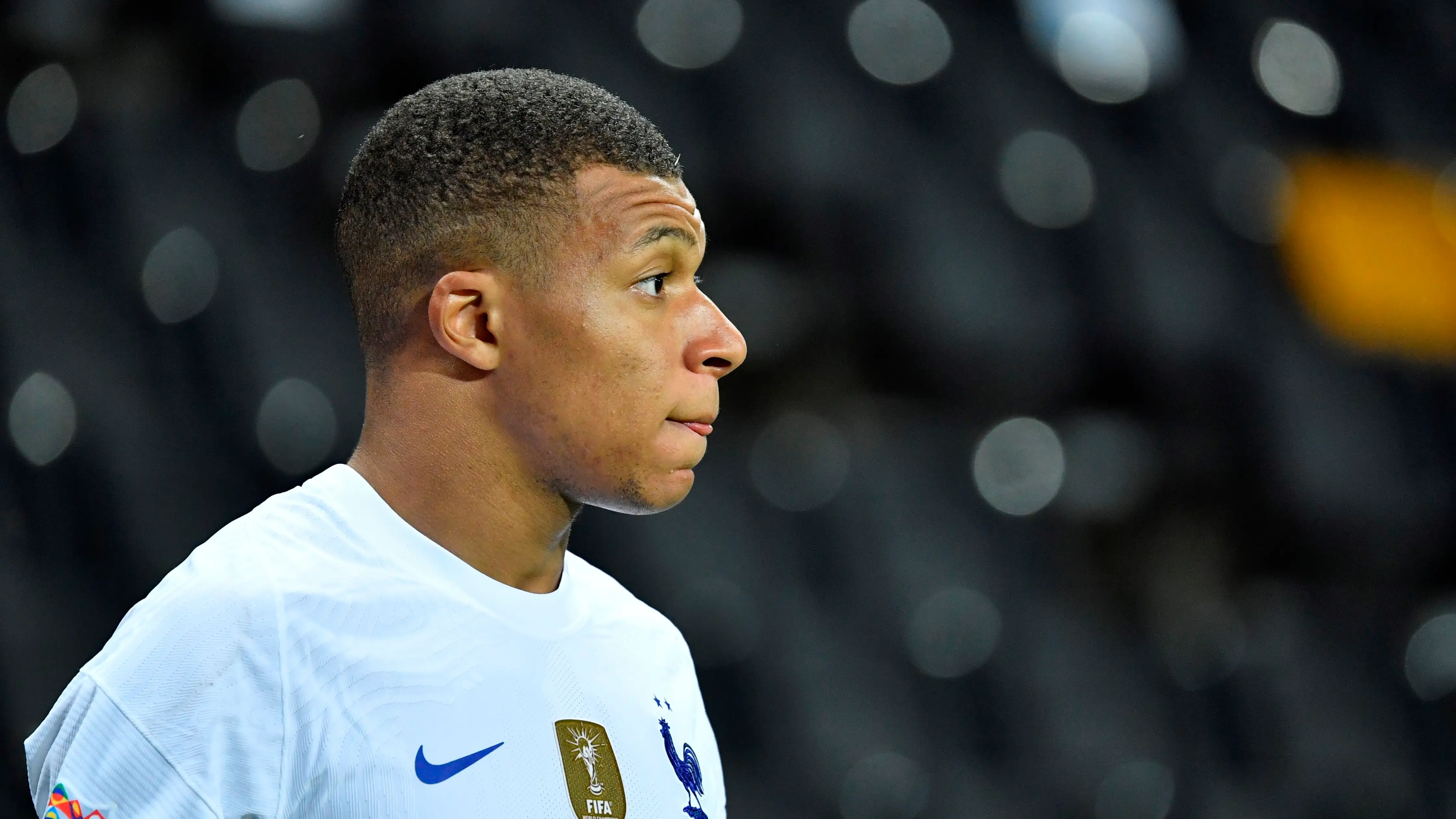 Kylian Mbappé, en un partido con Francia Kylian Mbappé, en un partido con Francia