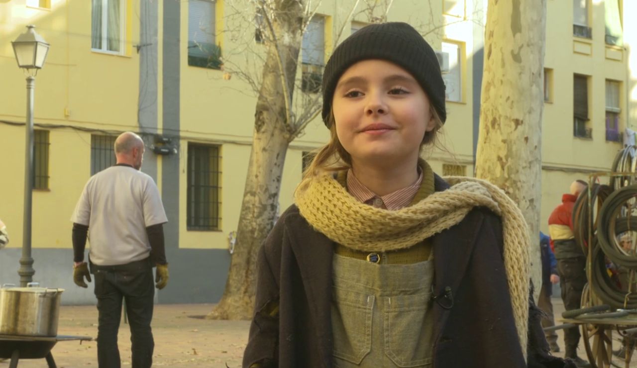 Laura Quirós da vida a la pequeña Marta en ‘La Valla’: “Es una niña muy inocente”